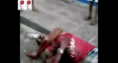 Чувак загибается - в него выстрелили 2 обоймы ...