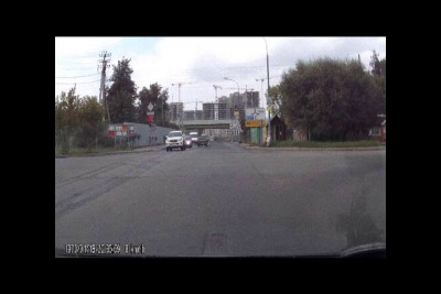 Проезд на красный и разворот задним ходом на перекрестке