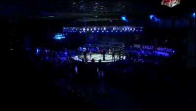 Драка на турнире по смешанным единоборствам