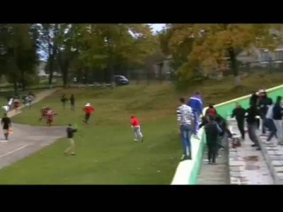 Кто скрывается за маской белорусской антифа