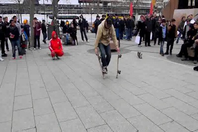 Уличные артисты