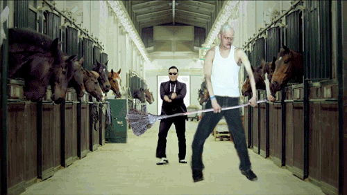 Танцор Гангам стайл