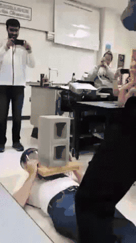 1427798263_1750481501