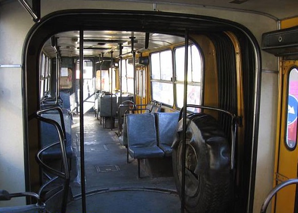 kha_ikarus280_yxa00494_20051029_b3