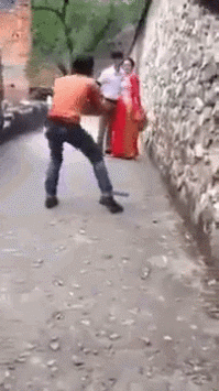 32. Когда пытаешься поймать кадр