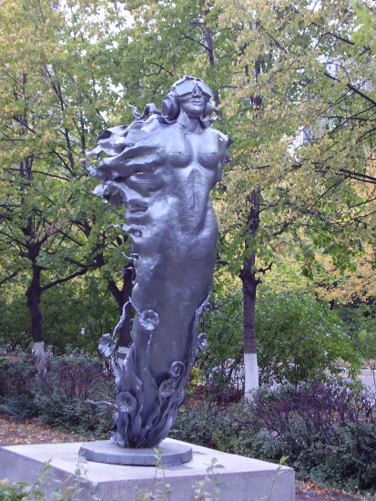 Памятник упадку самолетостроения