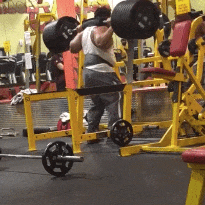 THVCbigmRGaq2khfwrtJ_Weight-lift-fail