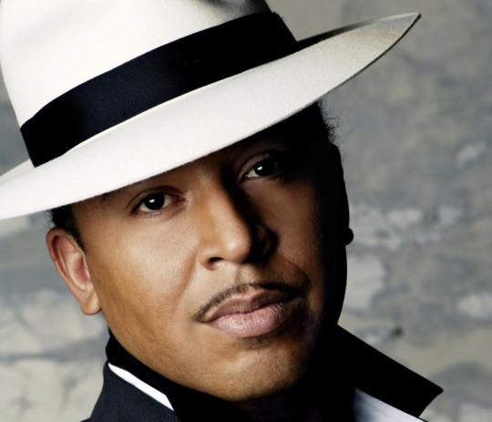 00.Lou Bega -