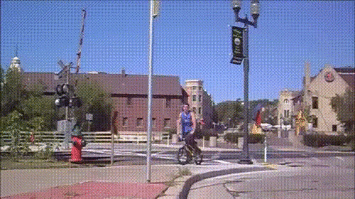 _--699882343113297920