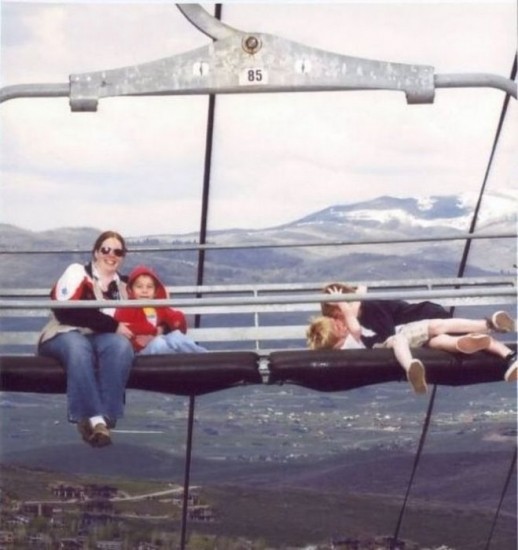 2467936_1278393296_0024