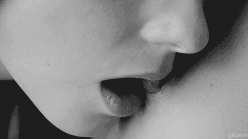 -гифки-Эротика-песочница-эротики-сиськи-3171783