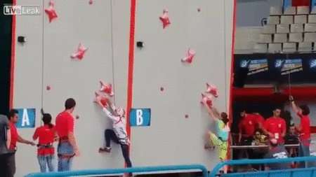 -spiderwoman-Farnaz-Esmaeilzadeh-3210839