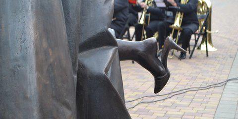 spornyj-pamyatnik-tambovskoj-kaznachejsh