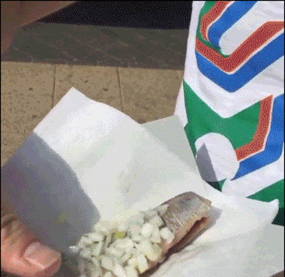 bb83da06a2a7ac246447e8f197b113aedcfb692a8ca5f15aa4402ba7b4127337_1