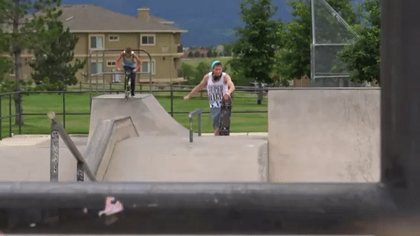ezgif.com-video-to-gif (23)