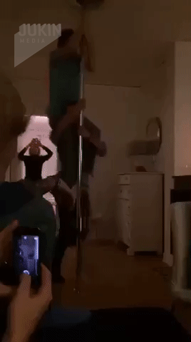 ezgif.com-video-to-gif (3)