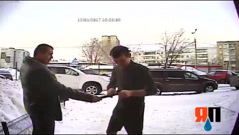 с молоткомЪ