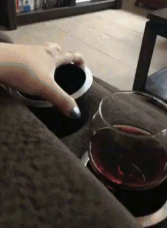 -алкоголь-диван-гифка-3767550