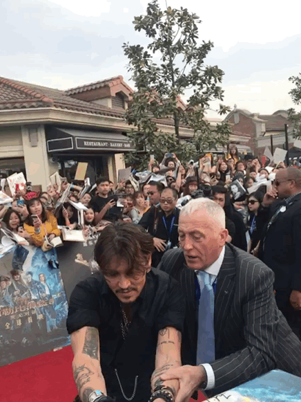 06b373014948574d8f121a8d043