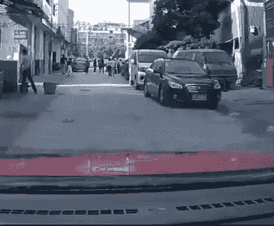 Артистка