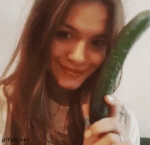 Goly_Pistolet_yapfiles.ru