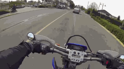 Не проехал мимо попавшего в беду человека