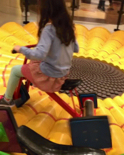 Велосипед с квадратными колесами