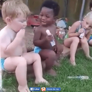 Что этот снежок себе позволяет?