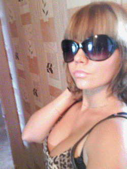 Найденая флешка! или Фотомодель в действии