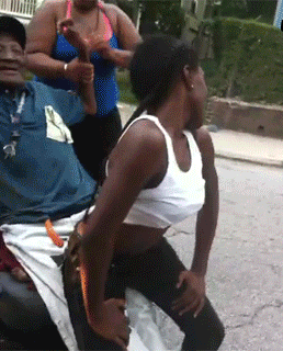 tumblr_opxwfxLOWs1s9l6yxo1_400