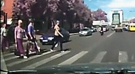 въехал в пешеходов