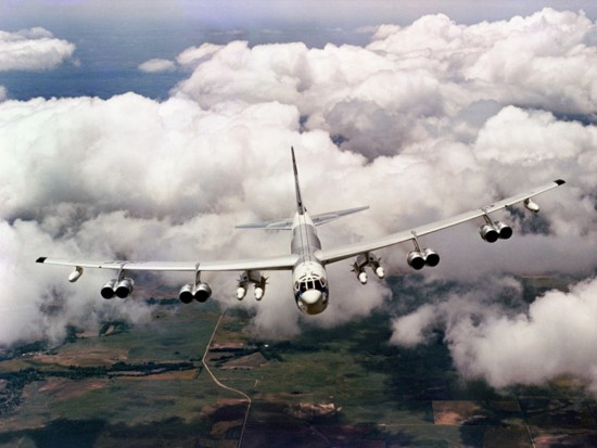 Boeing_B-52_Stratofortress_Bomber