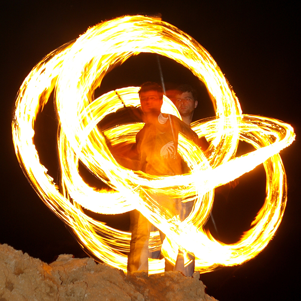 fireShowSmolenskBig2