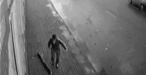 гифки-песочница-кирпичи-авария-107131