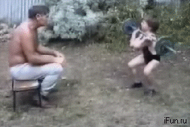 гифки-песочница-мужики-дети-127279