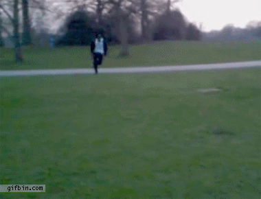 1324491983_jump_over_the_water_fail_www_fbgif_com[1]