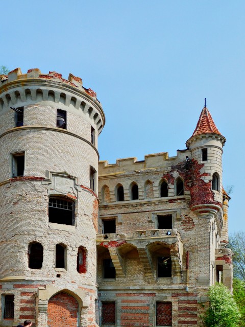 Замок Храповицкого