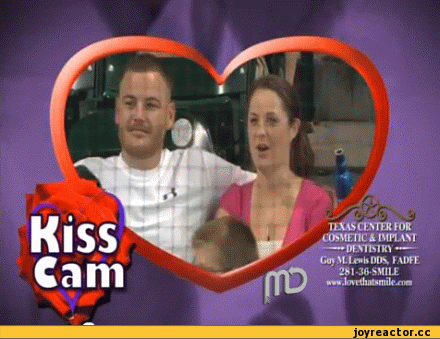 первый поцелуй  