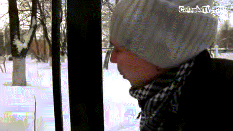 друг прилип