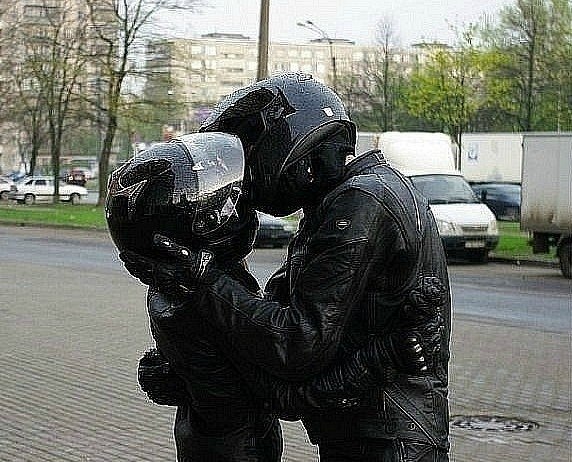 Любовь, она такая )