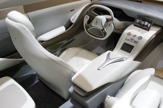 mercedes_f_800_style11