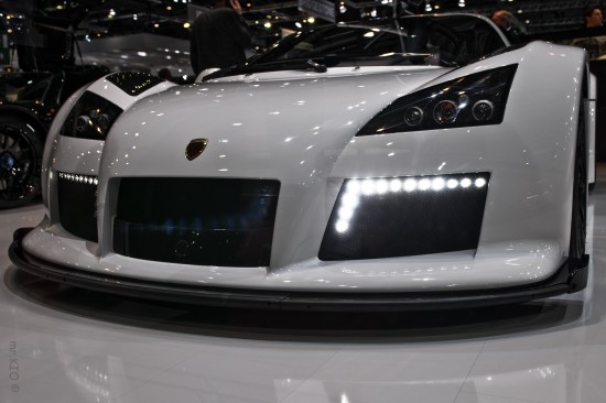 Gumpert Apollo