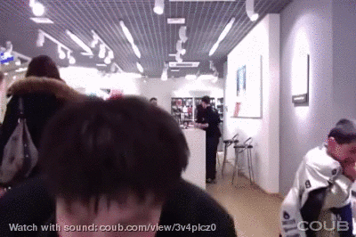 parnishka_tancuet_yapfiles.ru