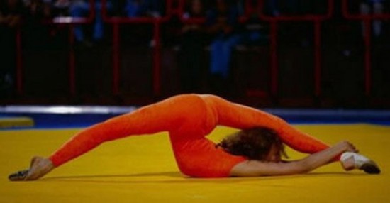 1273391886_flexible-gymnasts-021