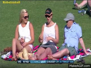 http___makeagif.com__media_10-24-2013_l9A5cO