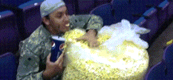 kinoteatrgif1210683_yapfiles.ru