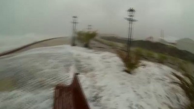 Сочи. Шторм 5 баллов. Имеретинская бухта. Берегозащитные сооружения и набережная.