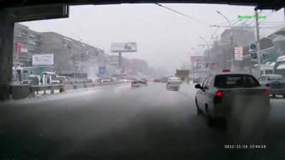 Не задался день у человека:.ДТП с Автобусом