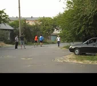 Дурацкая несмешная попытка пошутить