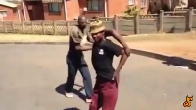 Забавные танцы негров